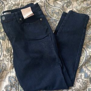 NWT Lauren Conrad Super Skinny Midrise Jeans.